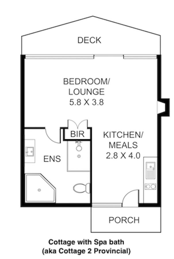 Cottage with Spa Bath