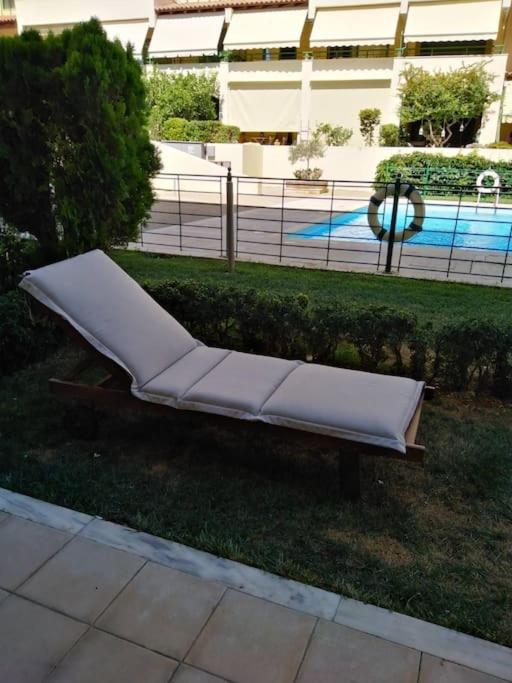 Luxury Apartment with Pool View - B&B