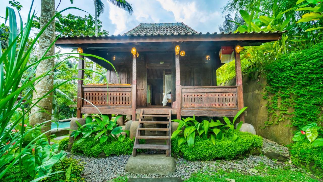 Joglo Pool Villa