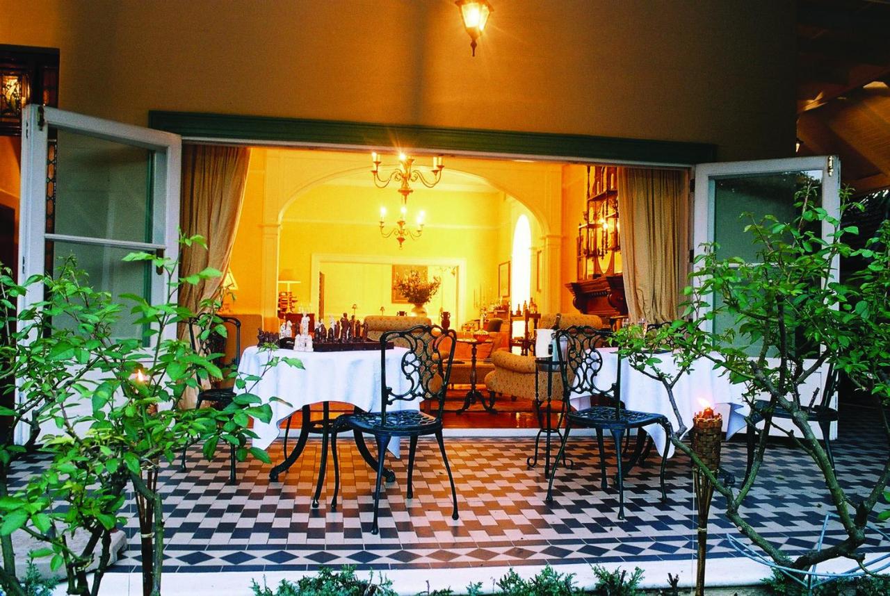 B&B Port Elizabeth - Hacklewood Hill Country House - Bed and Breakfast Port Elizabeth