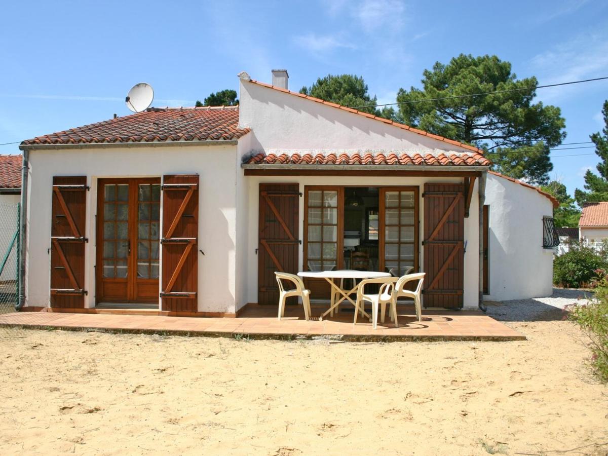 B&B La Tranche-sur-Mer - Maison La Tranche-sur-Mer, 3 pièces, 4 personnes - FR-1-22-217 - Bed and Breakfast La Tranche-sur-Mer