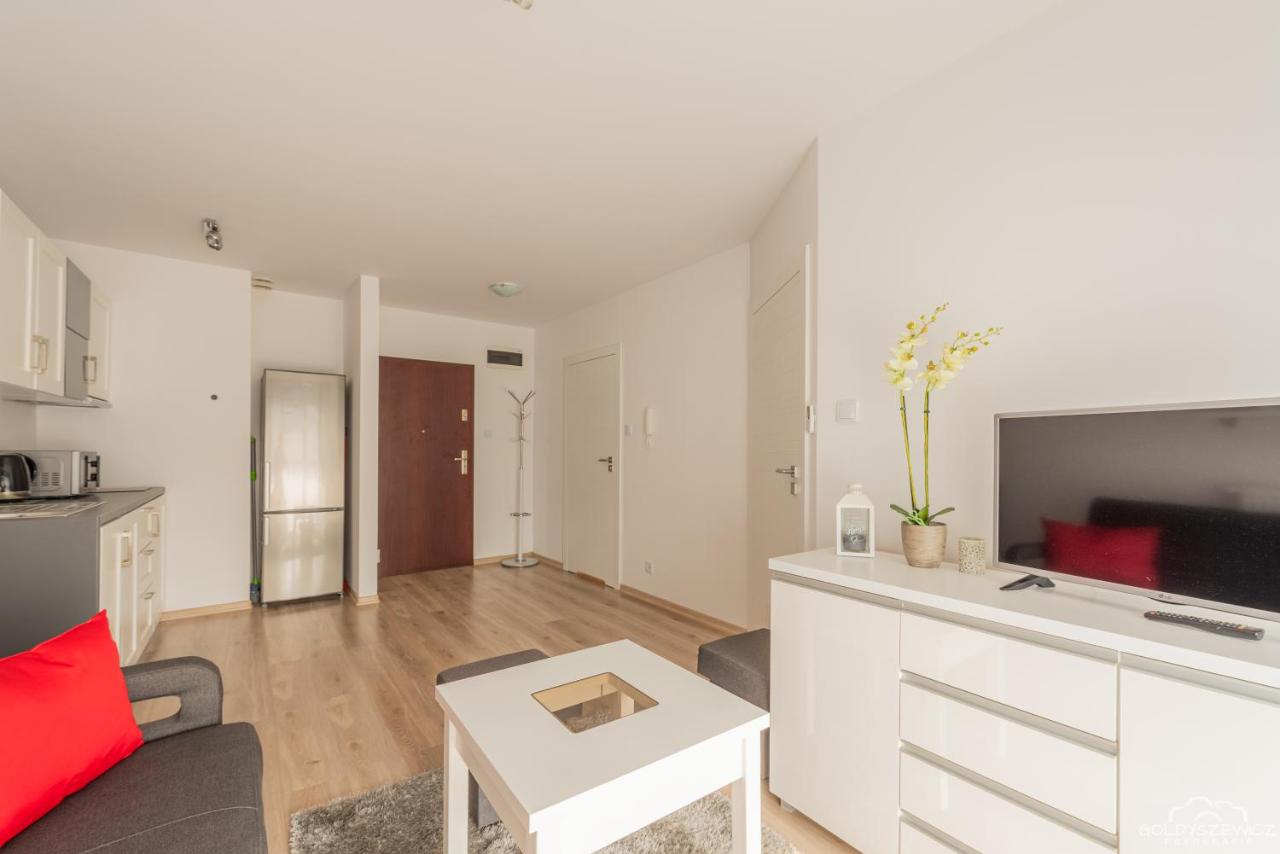 One-Bedroom Apartment with Balcony