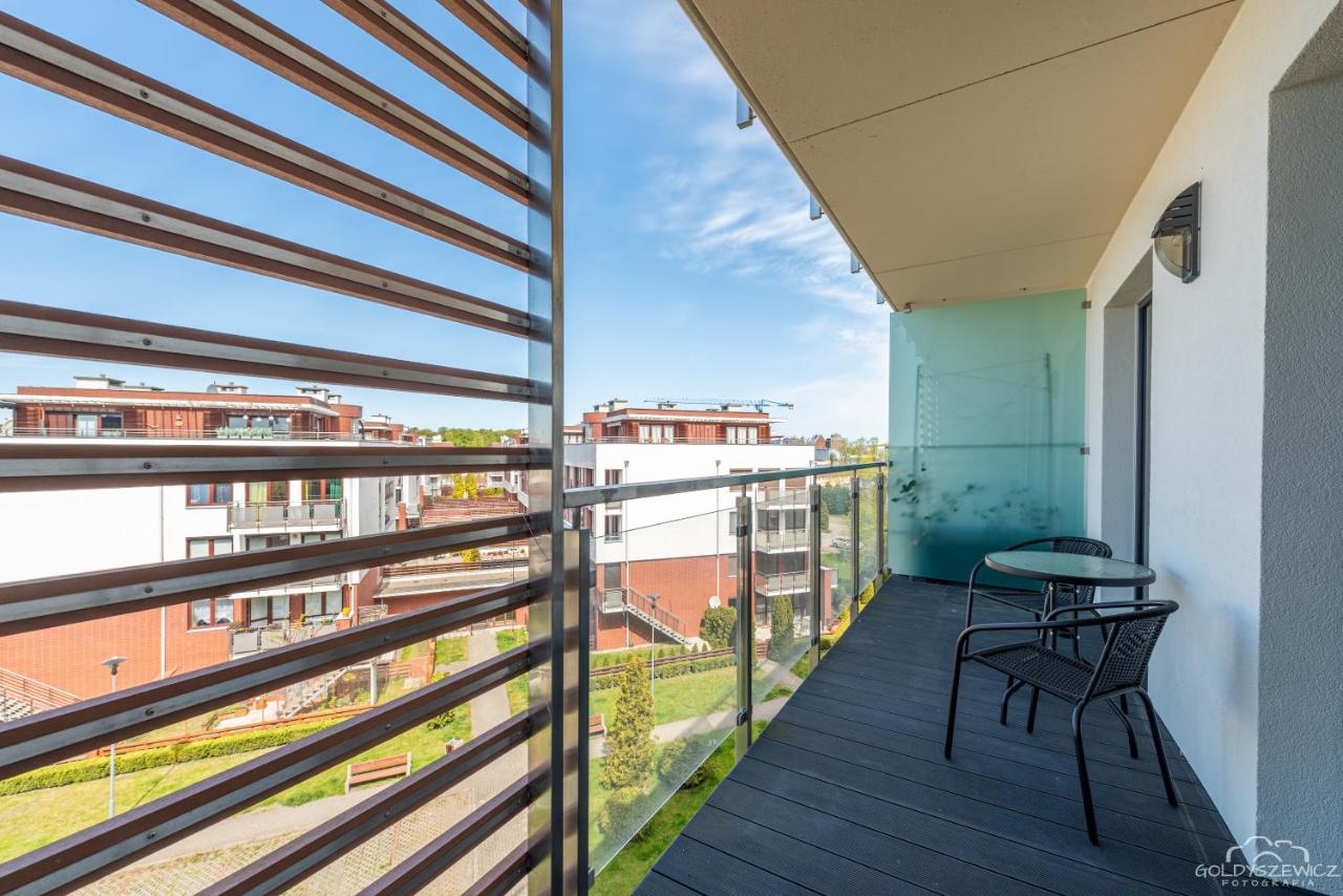 One-Bedroom Apartment with Balcony