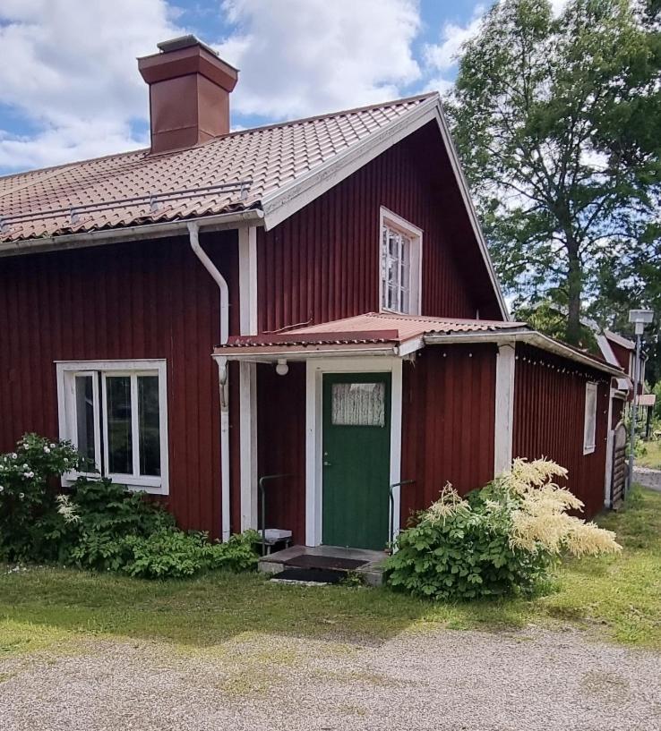 B&B Stocka - Mysig Lägenhet för resande. - Bed and Breakfast Stocka