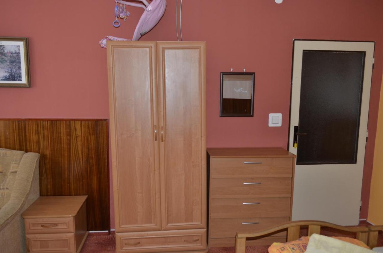 Triple Room with Shared Bathroom