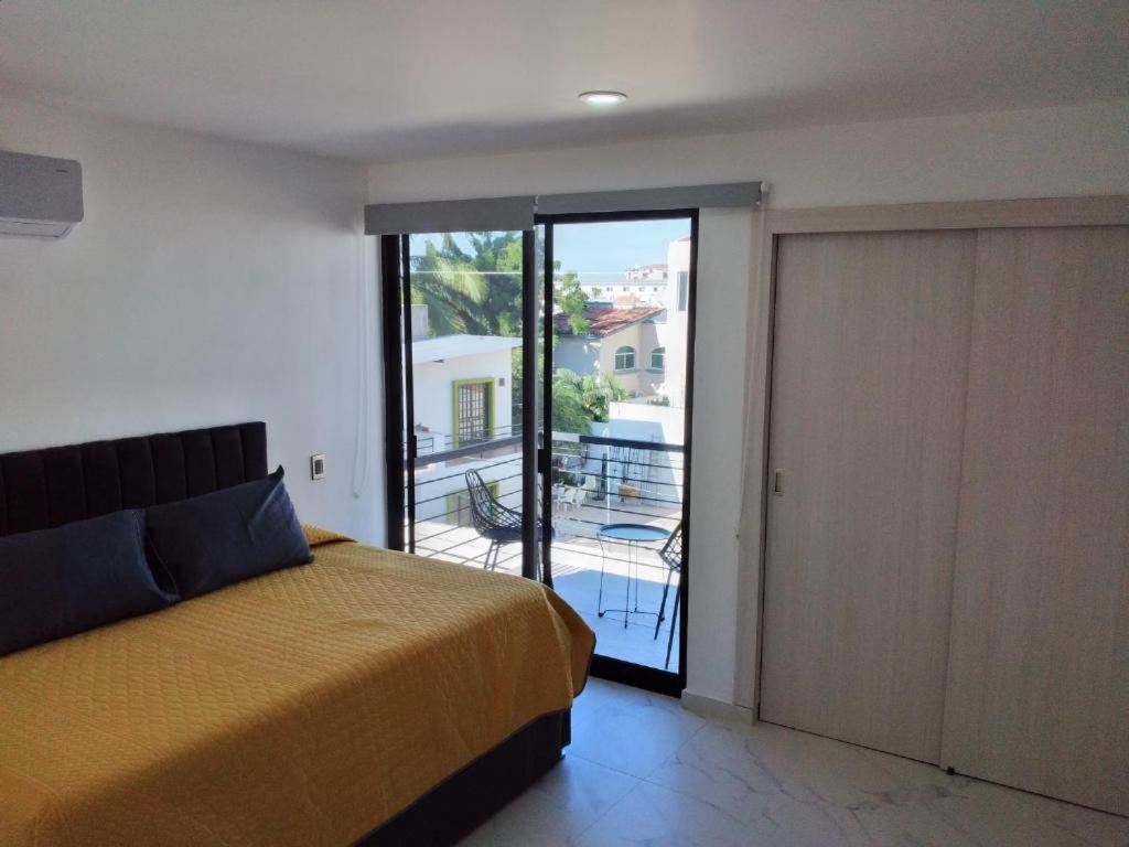 Suite with Balcony