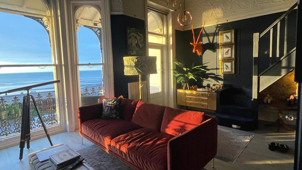 B&B Worthing - The Regency Studio - Stunning Seaview - Bed and Breakfast Worthing