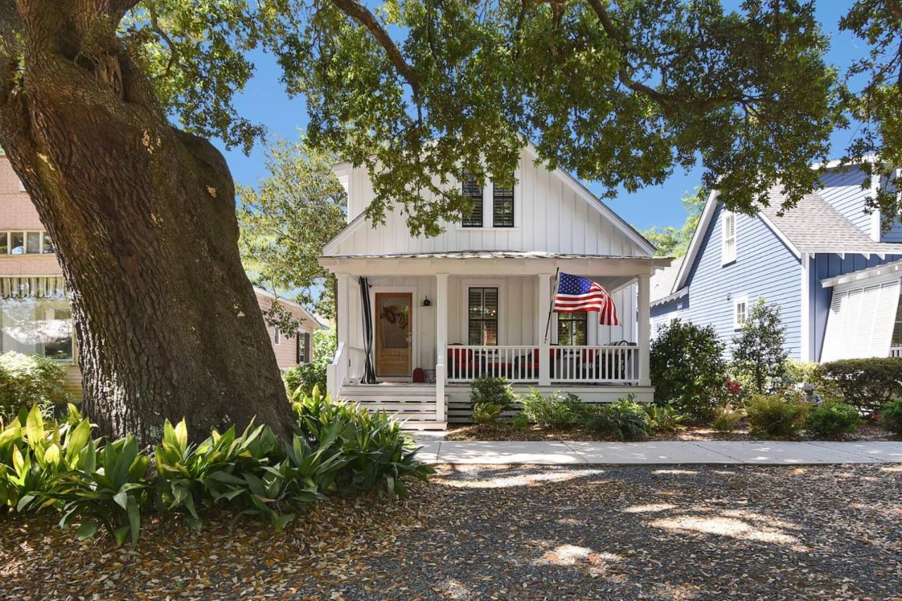 UnCorked Cottage - B&B