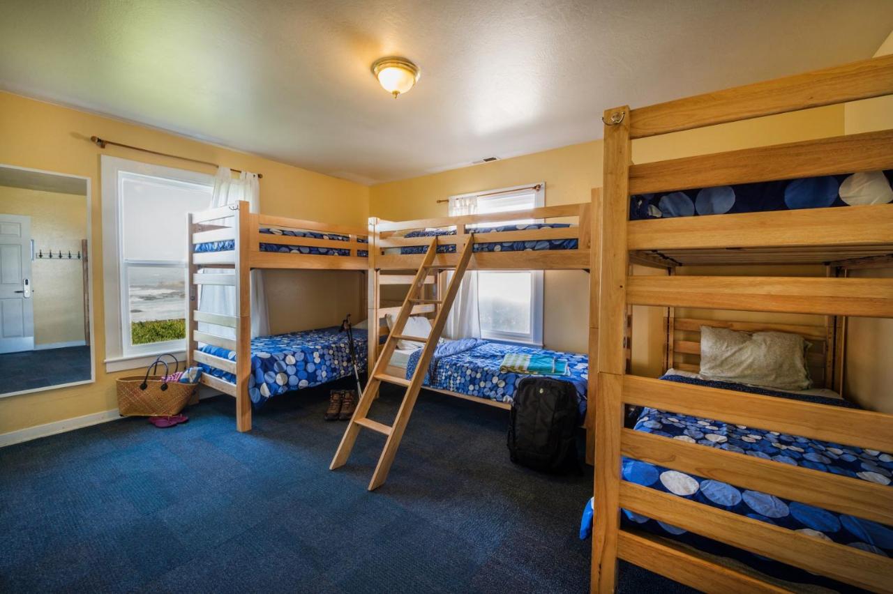 Bed in Vrouwenslaapzaal met 6 Bedden