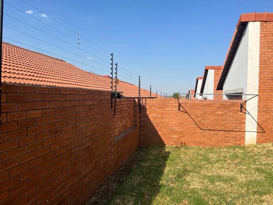 Centurion: Chilled Townhouse - B&B