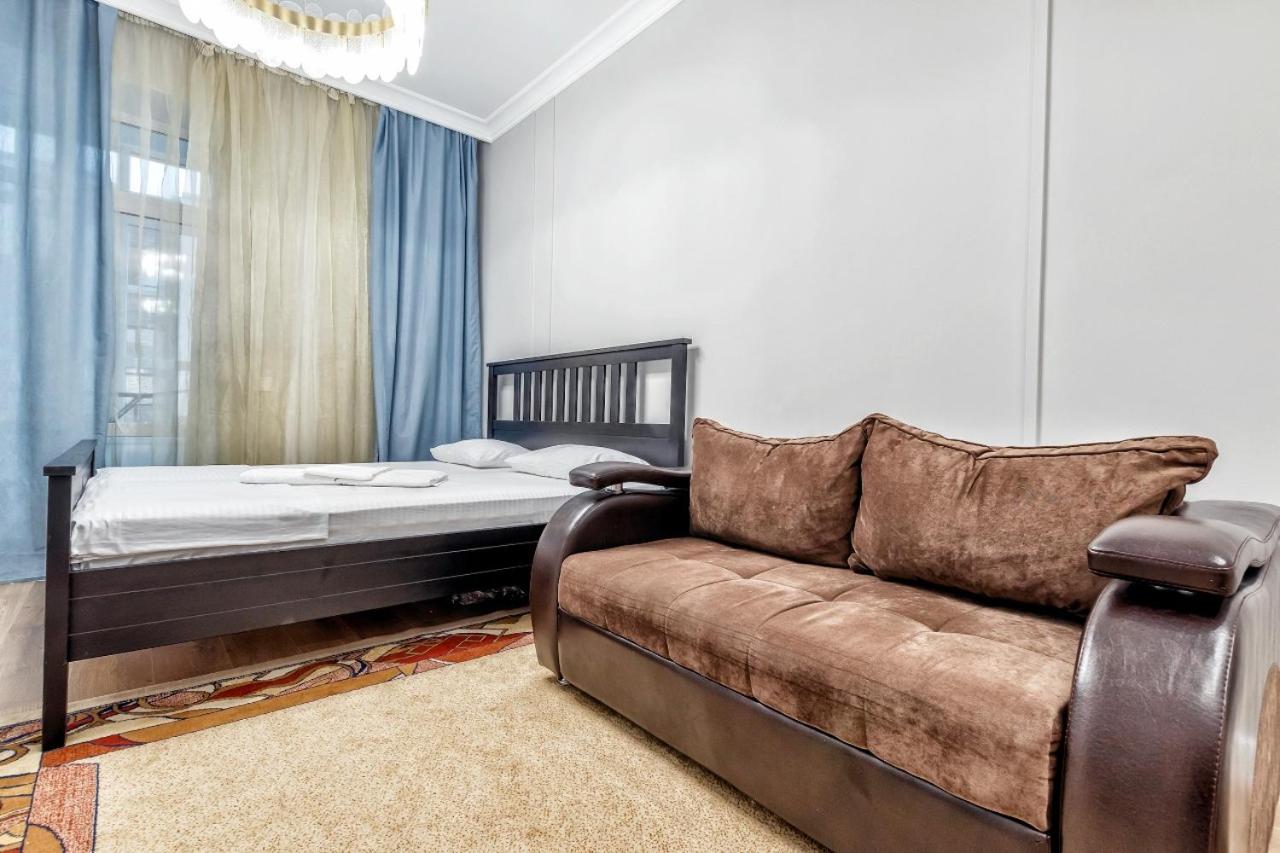 1-но комнатные апартаменты р-он ЭКСПО - B&B Taldykol’