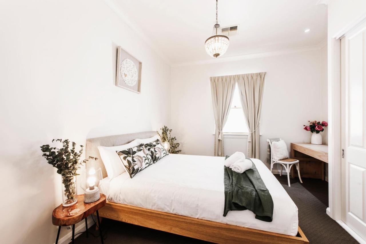 Lux Cottage - 51 Lewis Street