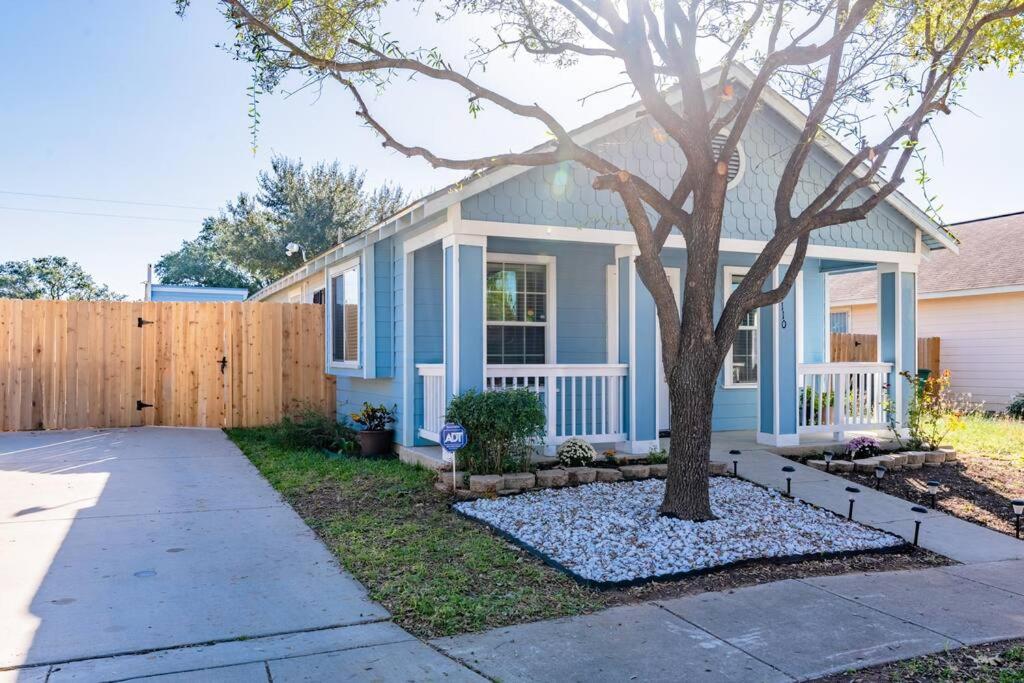 B&B San Antonio - Downtown home with view of Tower of the Americas - Bed and Breakfast San Antonio