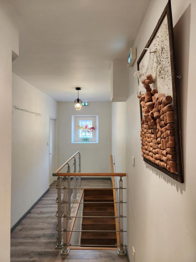 Chambres privées à Hautvillers, berceau du champagne avec salle de bain et toilettes incluses - Chambres d'hôtes Hautvillers