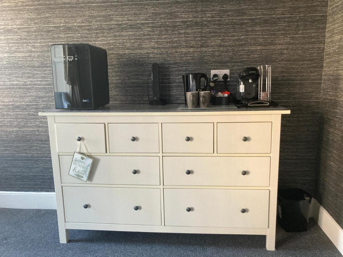 Deluxe King Suite