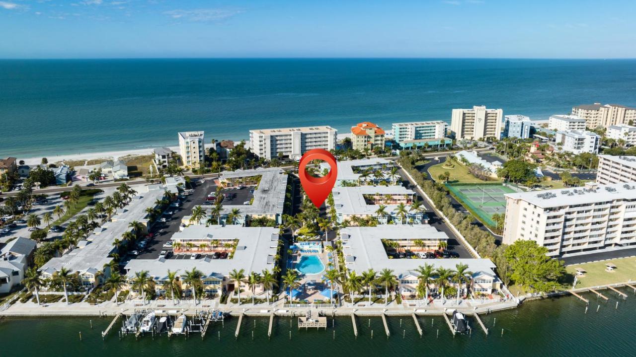 Condo in Paradise -Beach and Intracoastal Waterway - B&B