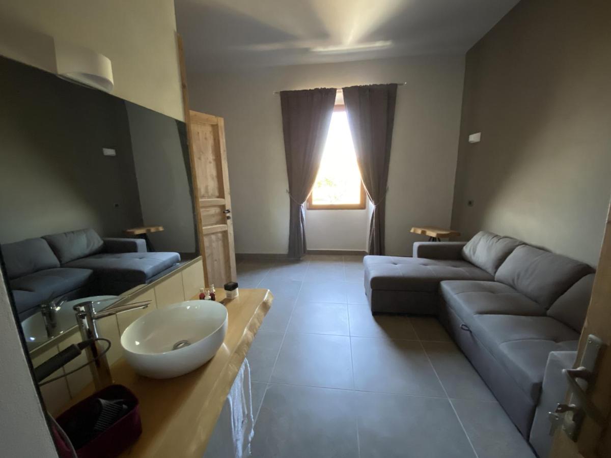 Suite mit Kingsize-Bett mit Whirlpool
