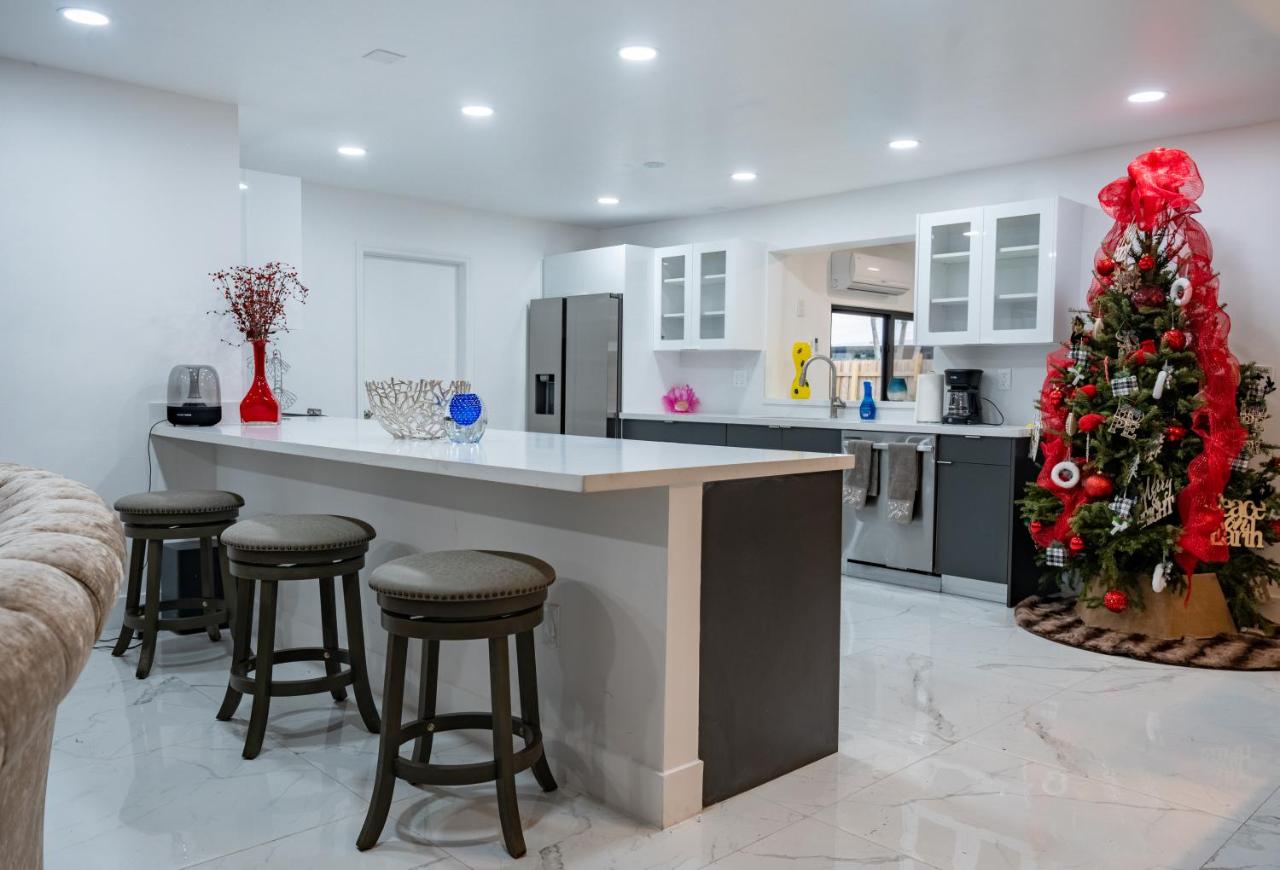 Welcome to 305 Rentals - B&B