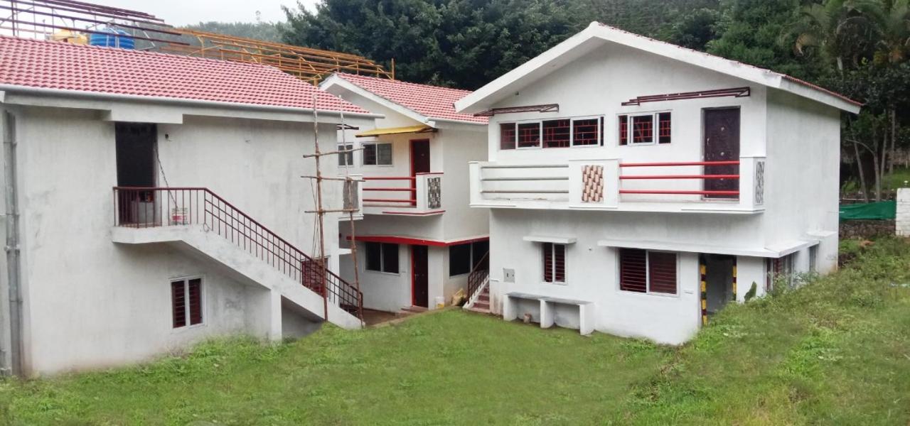 B&B Yercaud - Hotel Five Laurels - Bed and Breakfast Yercaud