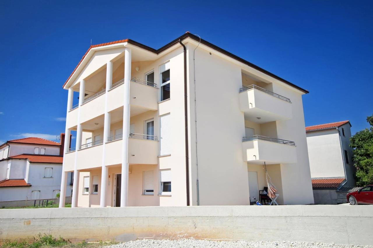 Loren - Mali - Second Floor - B&B Medulin