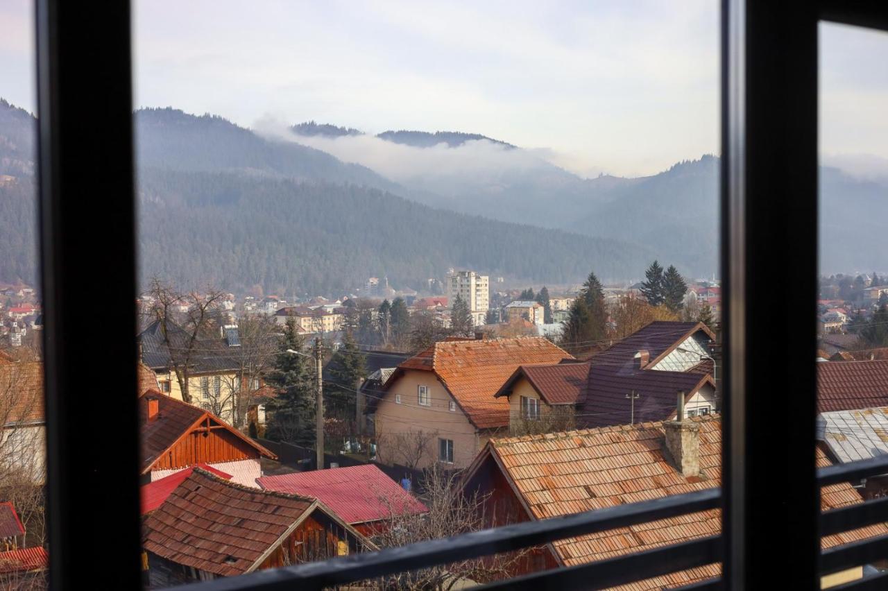 Pensiunea CityView - Bed and Breakfast Câmpulung Moldovenesc
