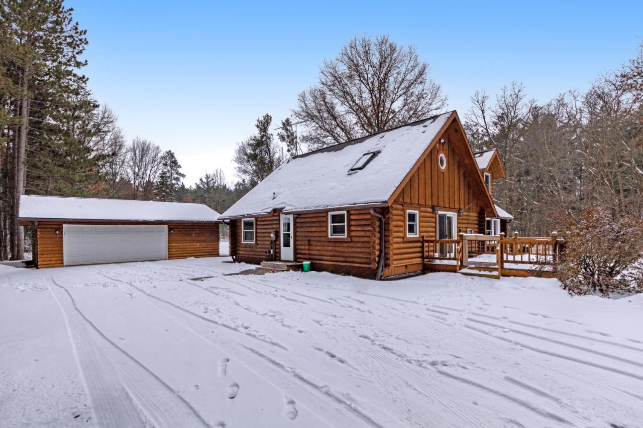 B&B Necedah - The Logs - Bed and Breakfast Necedah