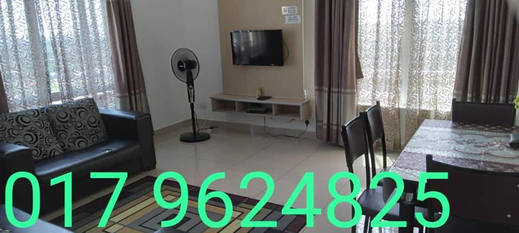 B&B Kota Bahru - Risqi Apartment 3 bedroom Wakaf Che Yeh - Bed and Breakfast Kota Bahru