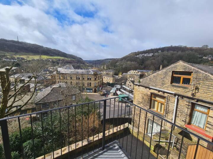 Beautiful 2 bedroom with patio and amazing views - B&B