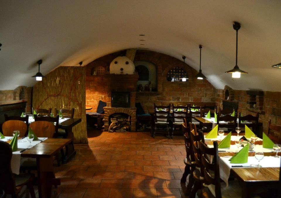Pension PAVIR - Bed and Breakfast