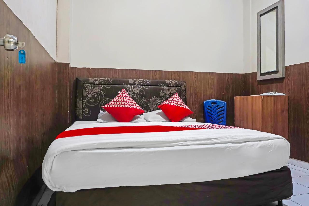 OYO 1935 Hotel Diamond Inn Makassar
