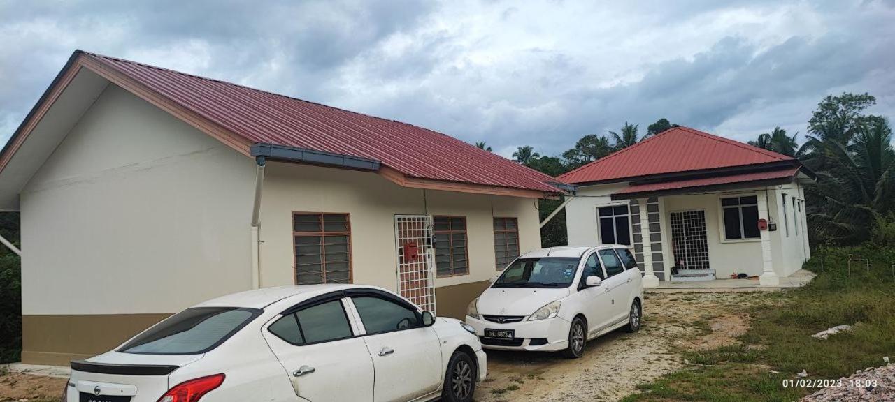 MESRA MUSAFIR HOMESTAY - Bed and Breakfast