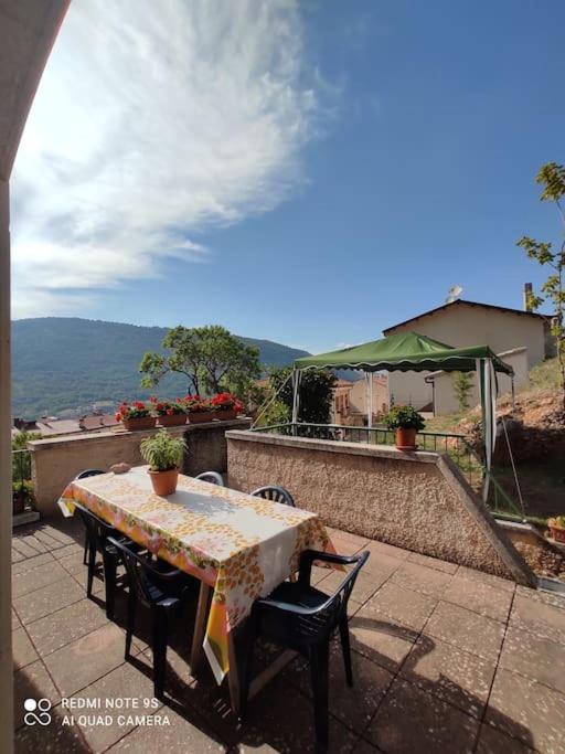 Casa Pie' di Monte - Bed and Breakfast Bisegna