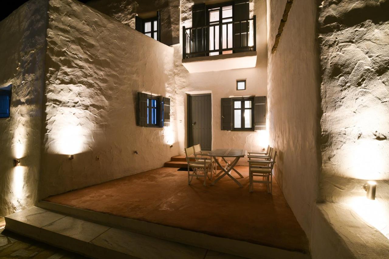 Amelie Villa with pool and amazing sea views, Paros - B&B