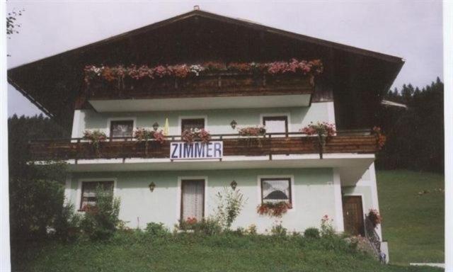 Privatzimmer Anneliese - B&B Gosau