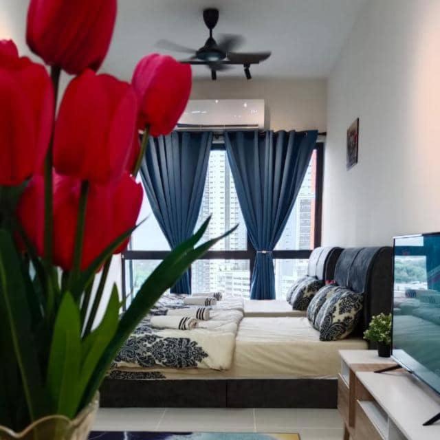 B&B Sepang - Tulip Touch Homestay Kota Warisan KLIA Sepang - Bed and Breakfast Sepang
