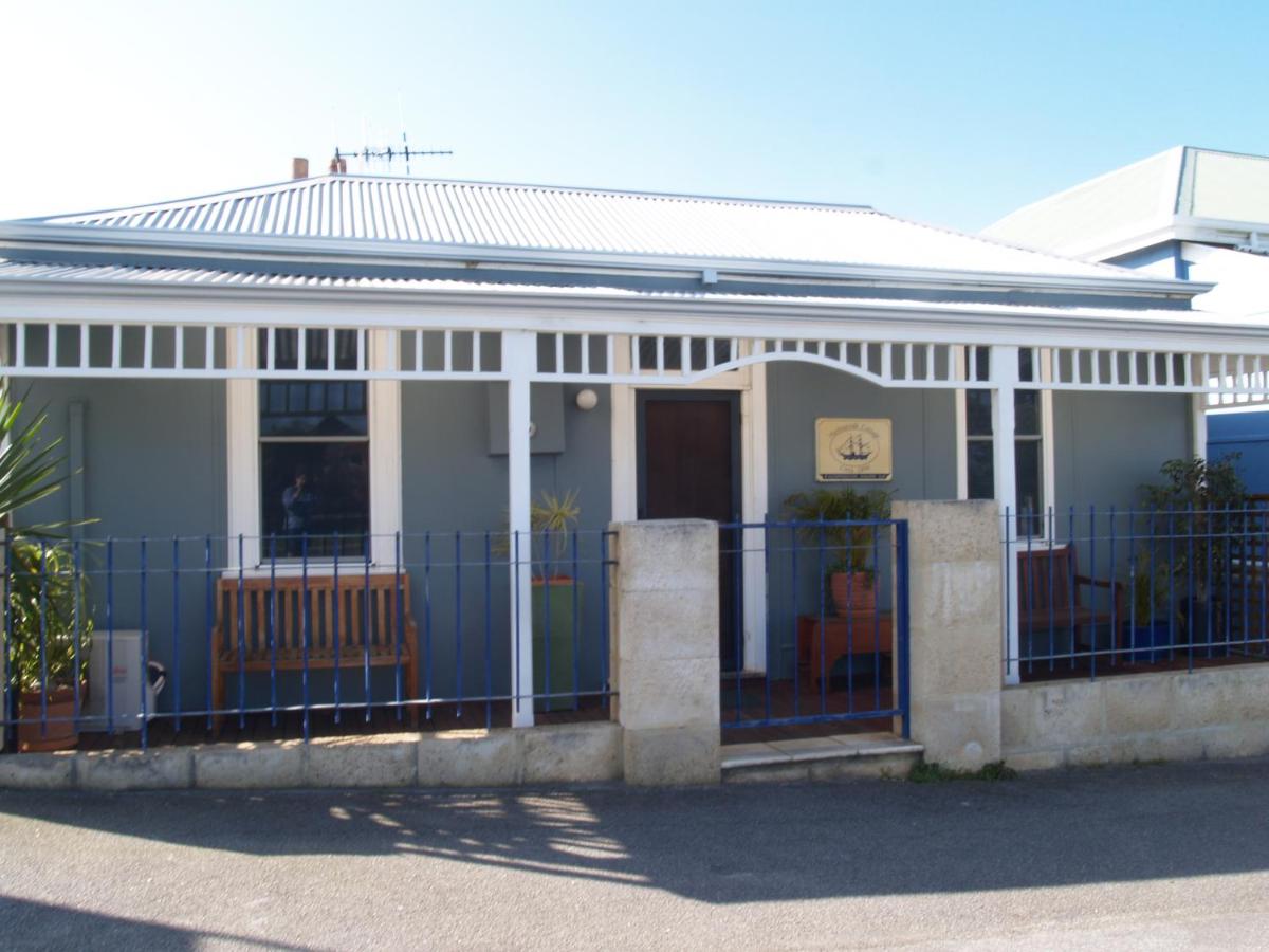 Albany Harbourside Apartments And Houses - B&B