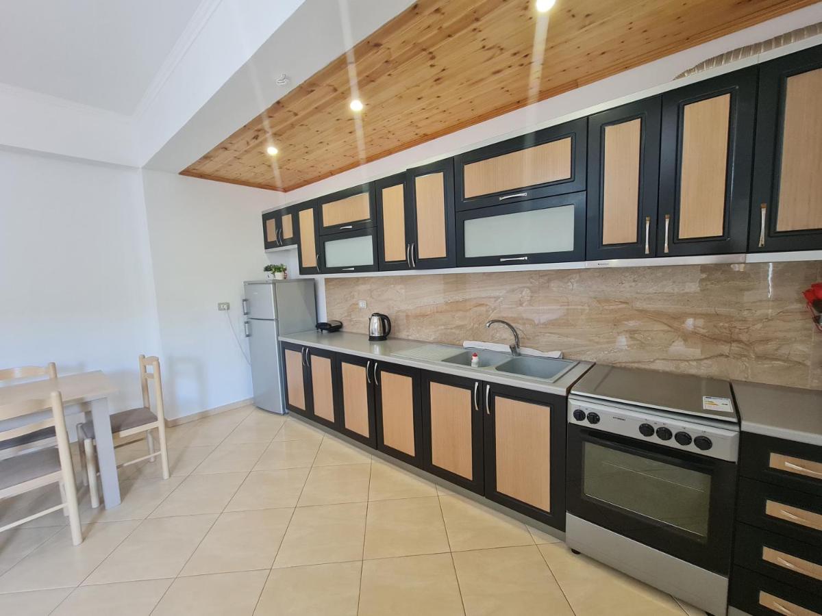 Glow Two Bedroom Apartment - B&B