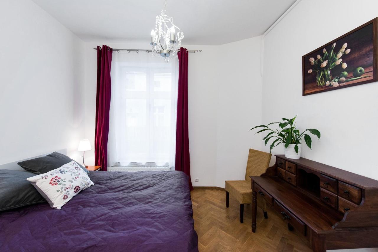 Two-Bedroom Apartment with Sofa Bed