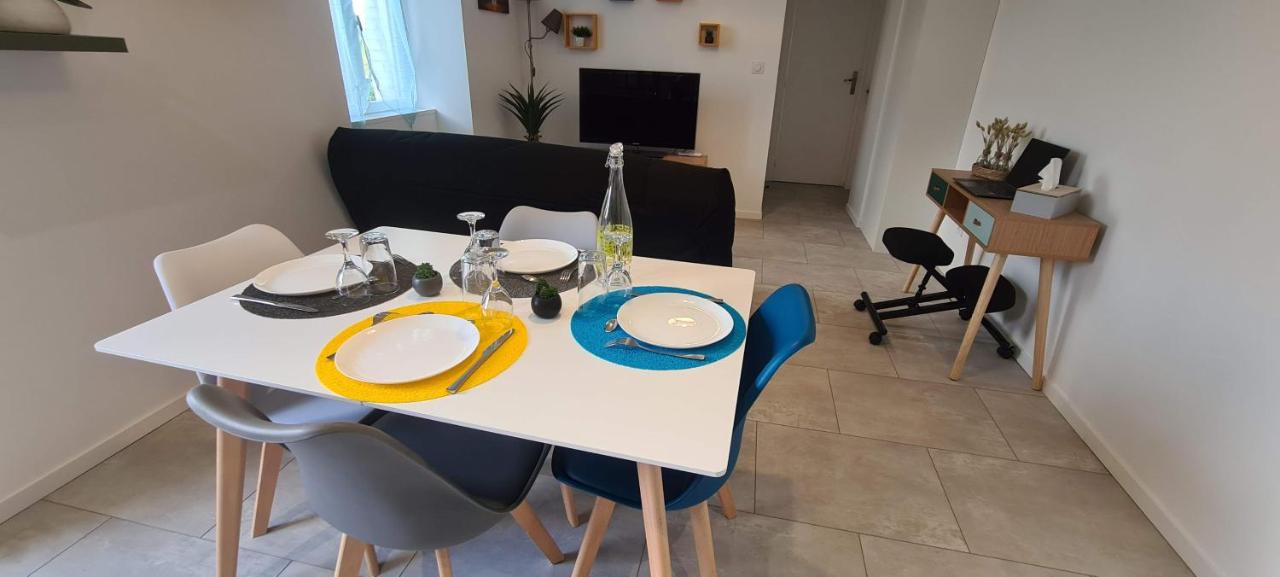 La Campagne à la ville dans pavillon avec jardin Clos et privatif - Chambres d’hôtes Héricourt