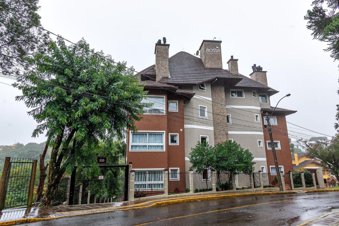 Rosa Edifício Villa Rossa - Bed and Breakfast Gramado