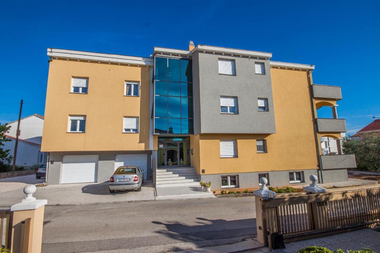 Guest House Ana Residence - B&B Zadar