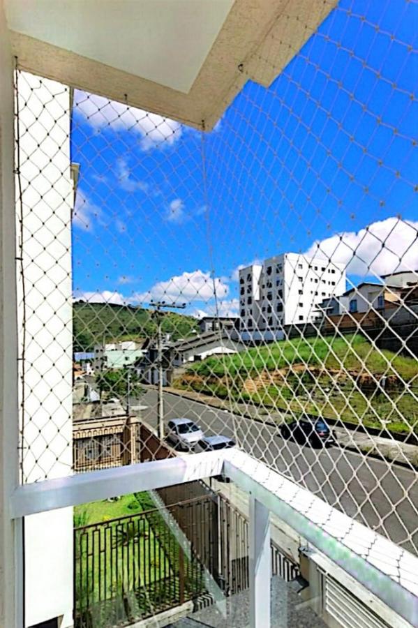 Apto térreo novo 2 Dorm - próximo ao Centro - B&B