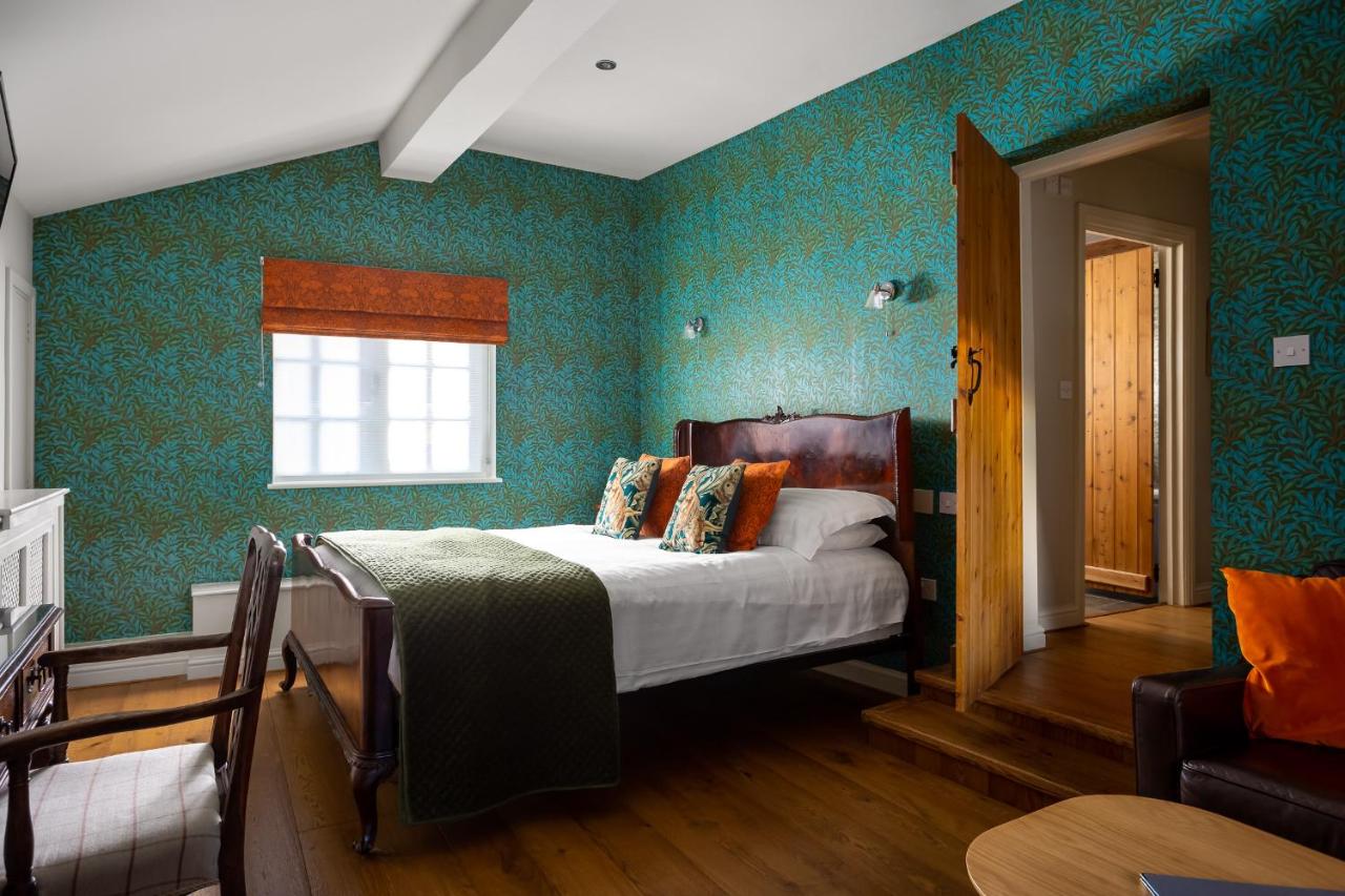 Terrace Room
