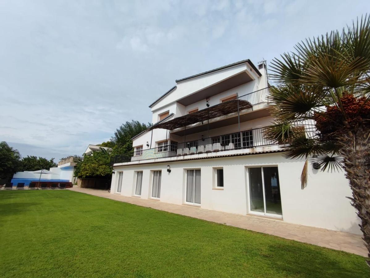 Casa Anton - Villa ideal familias y grupos grandes, piscina privada - Chambres d'hôtes Alcanar