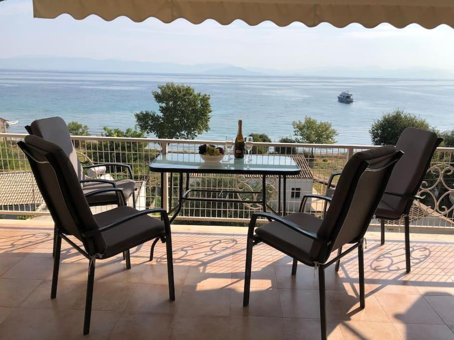 B&B Messonghi - Sea View Apartment with swimning pool - Bed and Breakfast Messonghi
