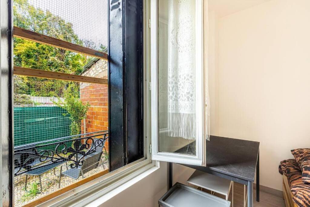 Cénoslocs Bondy - Paris à vos pieds pour 4 personnes avec Jardin & Wifi - Chambres d’hôtes