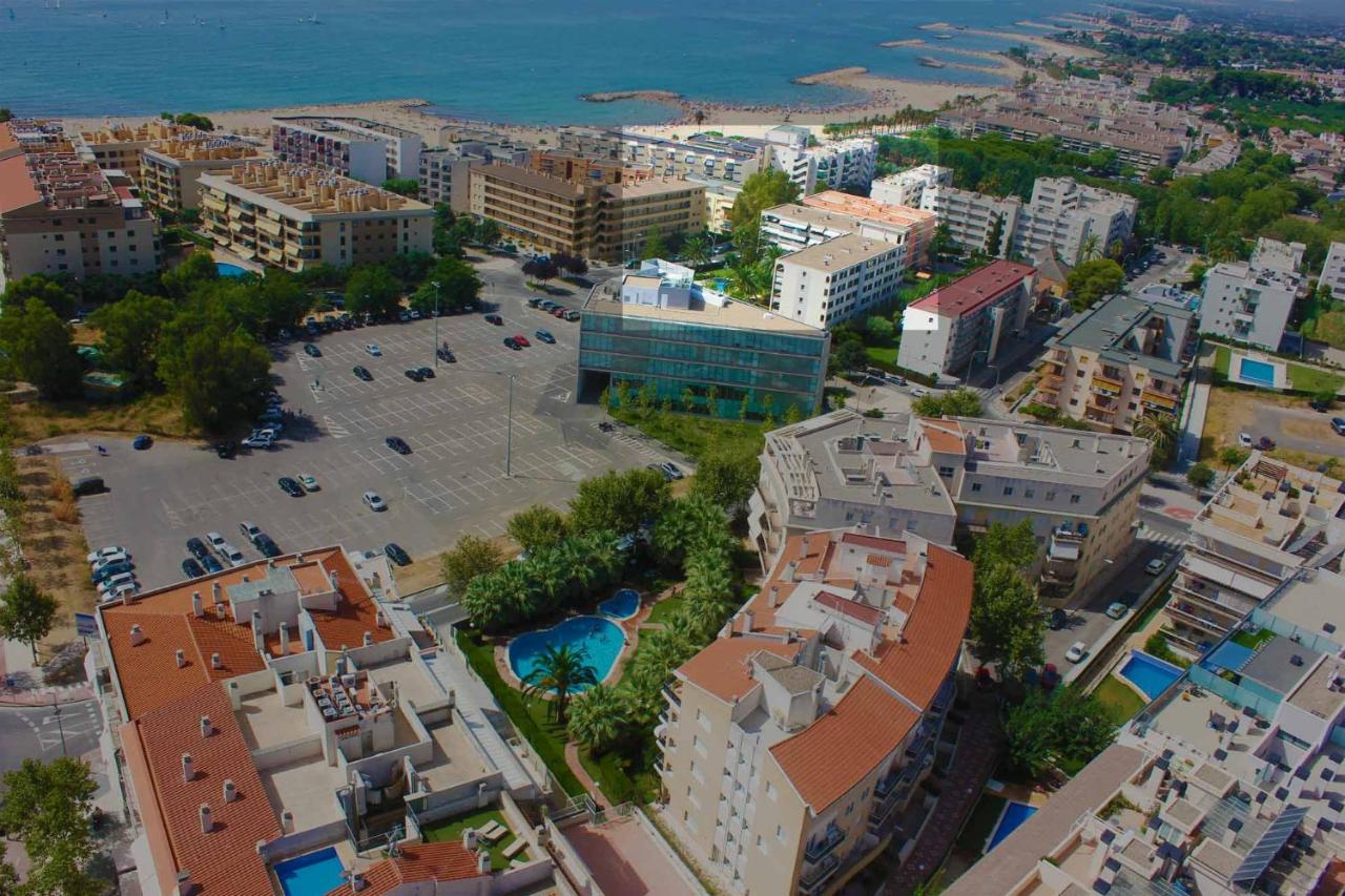 LITORAL COSTA DORADA - REGATA Only families - Ferienwohnung Cambrils