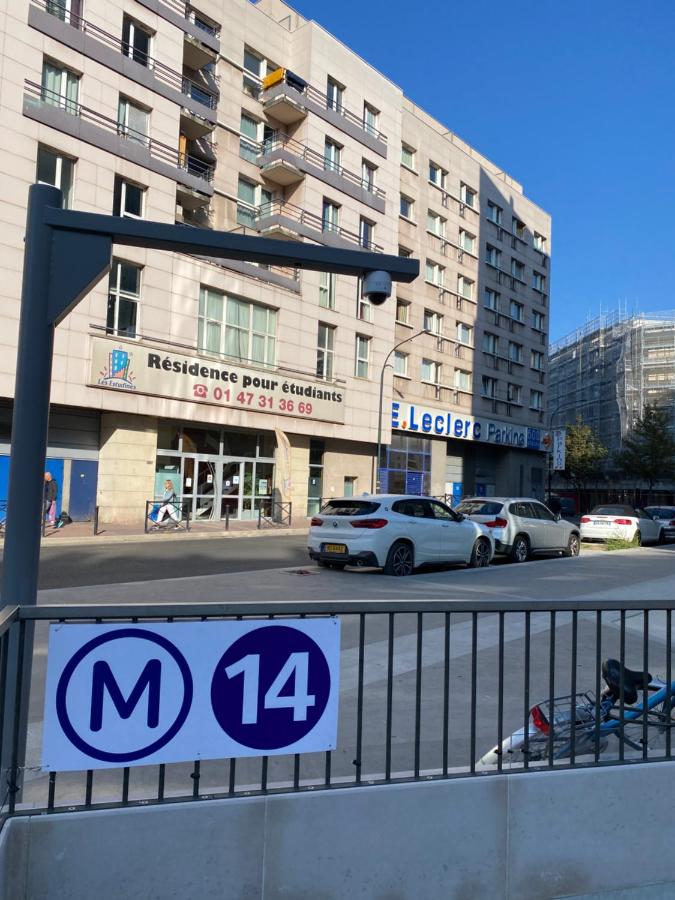 Appartement T1 Proche Paris à 1min du métro 14 - B&B