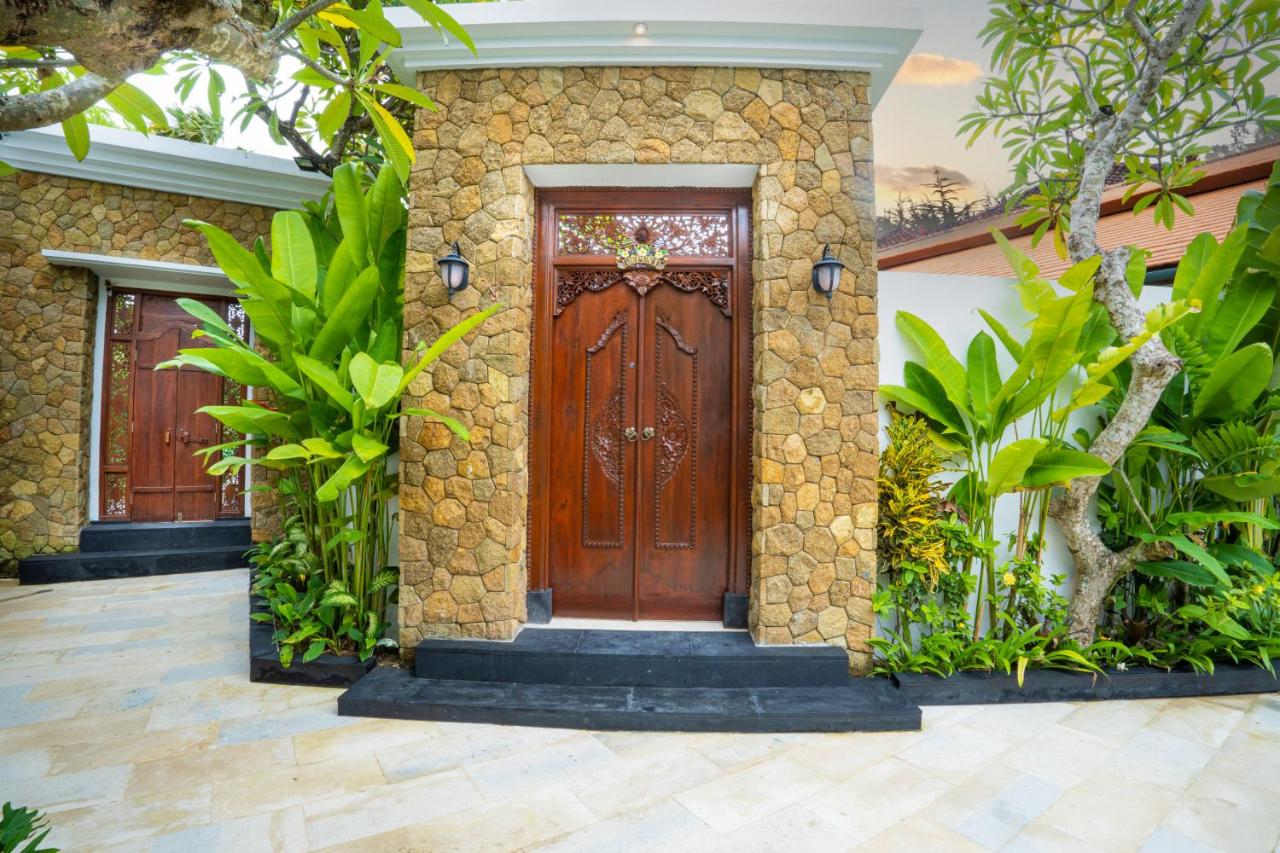 Alam Jepun Villa - Bed and Breakfast