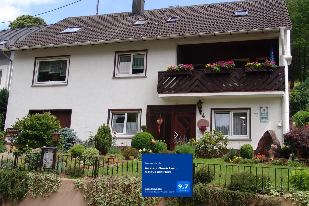An den Kleeäckern 4 Haus mit Herz - Bed and Breakfast